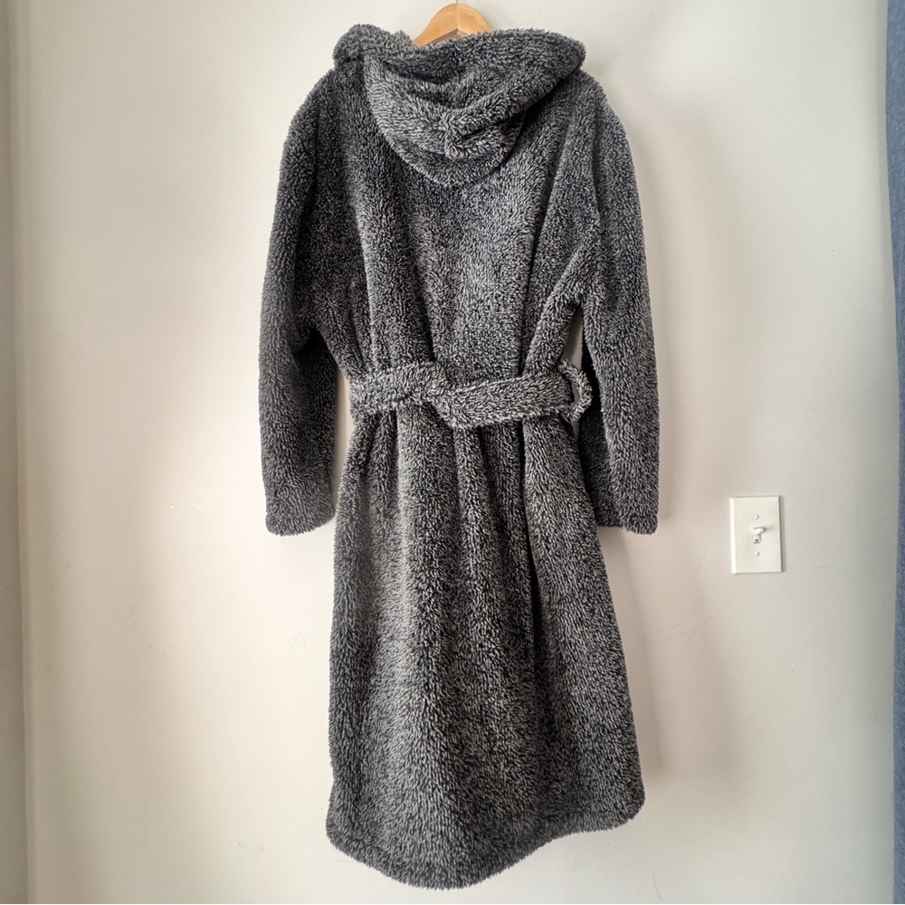 Fuzzy Robe - Picture 10 of 11